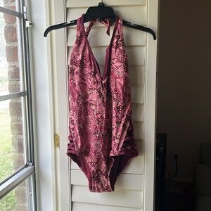 4/$25 SALE CARMEN MARC VALVO Maroon Paisley Floral Halter Swimsuit Size 14